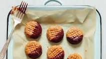 3-Ingredient No-Bake Peanut Butter Cookies 3-Ingredient No-Bake Peanut Butter Cookies