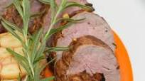 Spanish Roasted Pork Tenderloin with Piquillo Pepper Sauce Spanish Roasted Pork Tenderloin with Piquillo Pepper Sauce