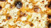 Classic white pizza Classic white pizza