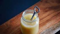 Pear and banana baby puree recipe (from 4 months) Pear and banana baby puree recipe (from 4 months)