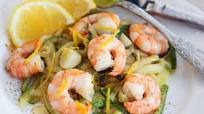 Garlic Shrimp With Zucchini Noodles | Lean and Green Recipes Garlic Shrimp With Zucchini Noodles | Lean and Green Recipes