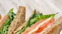 Simple Smoked Salmon Sandwich