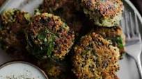 Spinach Quinoa Cakes with Garlicky Yogurt Spinach Quinoa Cakes with Garlicky Yogurt