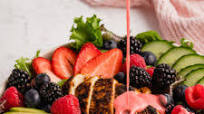 Blackened Chicken Avocado Berry Salad (Paleo, Whole30, AIP) Blackened Chicken Avocado Berry Salad (Paleo, Whole30, AIP)