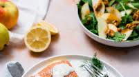 Lemon Dill Salmon (Fast & Easy Dinner!) Lemon Dill Salmon (Fast & Easy Dinner!)