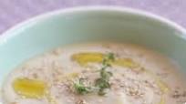 Crema de coliflor con puerro y manzana Crema de coliflor con puerro y manzana