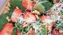 Walnut Strawberry Salad Walnut Strawberry Salad