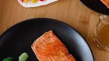 Quick and Easy Chinese Pan-Fried Salmon Quick and Easy Chinese Pan-Fried Salmon