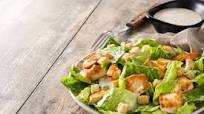 Caesar salad: molto più di una semplice insalata! Caesar salad: molto più di una semplice insalata!