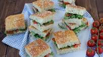 FOCACCIA TRAMEZZINO Sofficissima: da FARCIRE dopo la COTTURA FOCACCIA TRAMEZZINO Sofficissima: da FARCIRE dopo la COTTURA