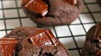 Hershey's Dark Chocolate Chunk Brownie Cookies Hershey's Dark Chocolate Chunk Brownie Cookies