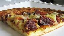 Pizza sans croûte au chorizo, tomate & fromage Pizza sans croûte au chorizo, tomate & fromage