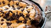 Deep Dish Chocolate Chip Cookie Skillet Brownie and Brookie Cups