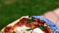 Pizza napolitaine margherita 100% maison Pizza napolitaine margherita 100% maison