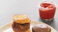 This 5-Ingredient Whole30 Burger Is Perfect For Clean Eating This 5-Ingredient Whole30 Burger Is Perfect For Clean Eating
