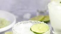 Easy Margarita Recipe- Made with Limeade Easy Margarita Recipe- Made with Limeade