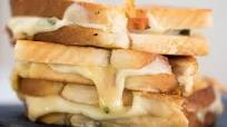 Margherita Pizza Grilled Cheese Margherita Pizza Grilled Cheese