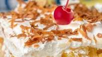 Piña Colada Poke Cake Piña Colada Poke Cake