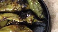 Green Chile and Pork Tamales (Tamales de Puerco con Chile Verde) Green Chile and Pork Tamales (Tamales de Puerco con Chile Verde)