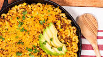 Chili Mac with Avocado Slices Chili Mac with Avocado Slices