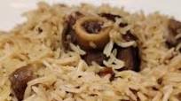 How to Make a Pakistani Pilau Rice Dish How to Make a Pakistani Pilau Rice Dish