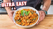 The Easiest Stir Fry Dish (Drunken Noodles) The Easiest Stir Fry Dish (Drunken Noodles)