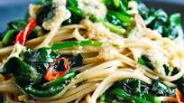 Chilli spinach noodles with sesame dressing Chilli spinach noodles with sesame dressing