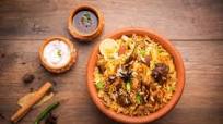 What to Serve with Biryani? 7 BEST Side Dishes What to Serve with Biryani? 7 BEST Side Dishes