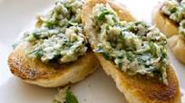 Artichoke Walnut Pesto Crostini Artichoke Walnut Pesto Crostini