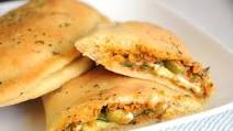 Homemade Vegan Calzones with Sun-Dried Tomato & Pesto Spread Homemade Vegan Calzones with Sun-Dried Tomato & Pesto Spread