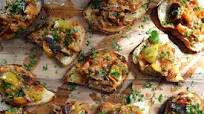 Green tomato caponata bruschetta Green tomato caponata bruschetta