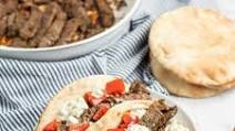 Beef Pitas with Tzatziki Sauce Beef Pitas with Tzatziki Sauce