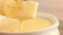 Mexican White Cheese Dip/Sauce Mexican White Cheese Dip/Sauce