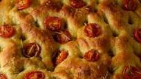 Tomato Rosemary Focaccia Bread Tomato Rosemary Focaccia Bread