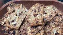 Tostadas Artesanales con Frutos Secos Tostadas Artesanales con Frutos Secos