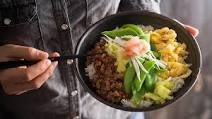 Chicken rice bowl (soboro don) Chicken rice bowl (soboro don)