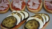 Bruschetta aubergine mozzarella Bruschetta aubergine mozzarella