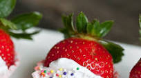 Champagne Soaked, Frosting Covered Strawberries Champagne Soaked, Frosting Covered Strawberries