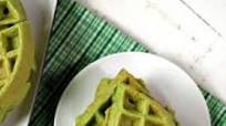 Green Smoothie Waffles Green Smoothie Waffles