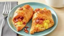 Bacon, Egg and Cheese Breakfast Sandwiches Bacon, Egg and Cheese Breakfast Sandwiches