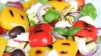 Salat med grillede peberfrugter Salat med grillede peberfrugter