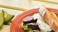 Spicy Steak n’ Guac Sandwiches on Garlic Texas Toast Spicy Steak n’ Guac Sandwiches on Garlic Texas Toast