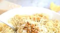 Angel Hair Pasta with Garlic and Parmesan Angel Hair Pasta with Garlic and Parmesan