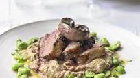 Rump of lamb, kidneys, shallot purée & broad beans Rump of lamb, kidneys, shallot purée & broad beans