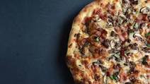 Beef & Bacon Pizza Beef & Bacon Pizza