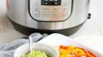 Instant Pot Chicken Fajitas (+ stovetop directions) Instant Pot Chicken Fajitas (+ stovetop directions)