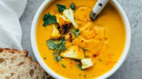 Roasted Cauliflower Soup with Coconut and Turmeric Roasted Cauliflower Soup with Coconut and Turmeric