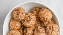 Low-FODMAP No-Bake Oatmeal Chocolate Chip Energy Bites; Gluten-free, Vegan Low-FODMAP No-Bake Oatmeal Chocolate Chip Energy Bites; Gluten-free, Vegan