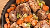 Soul Food Braised Oxtails With Carrots, Parsnips and Turnips Soul Food Braised Oxtails With Carrots, Parsnips and Turnips