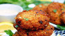 Easy Southern Salmon Patties Easy Southern Salmon Patties